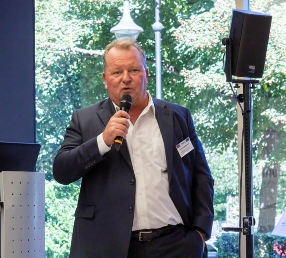 Peter Knappmann