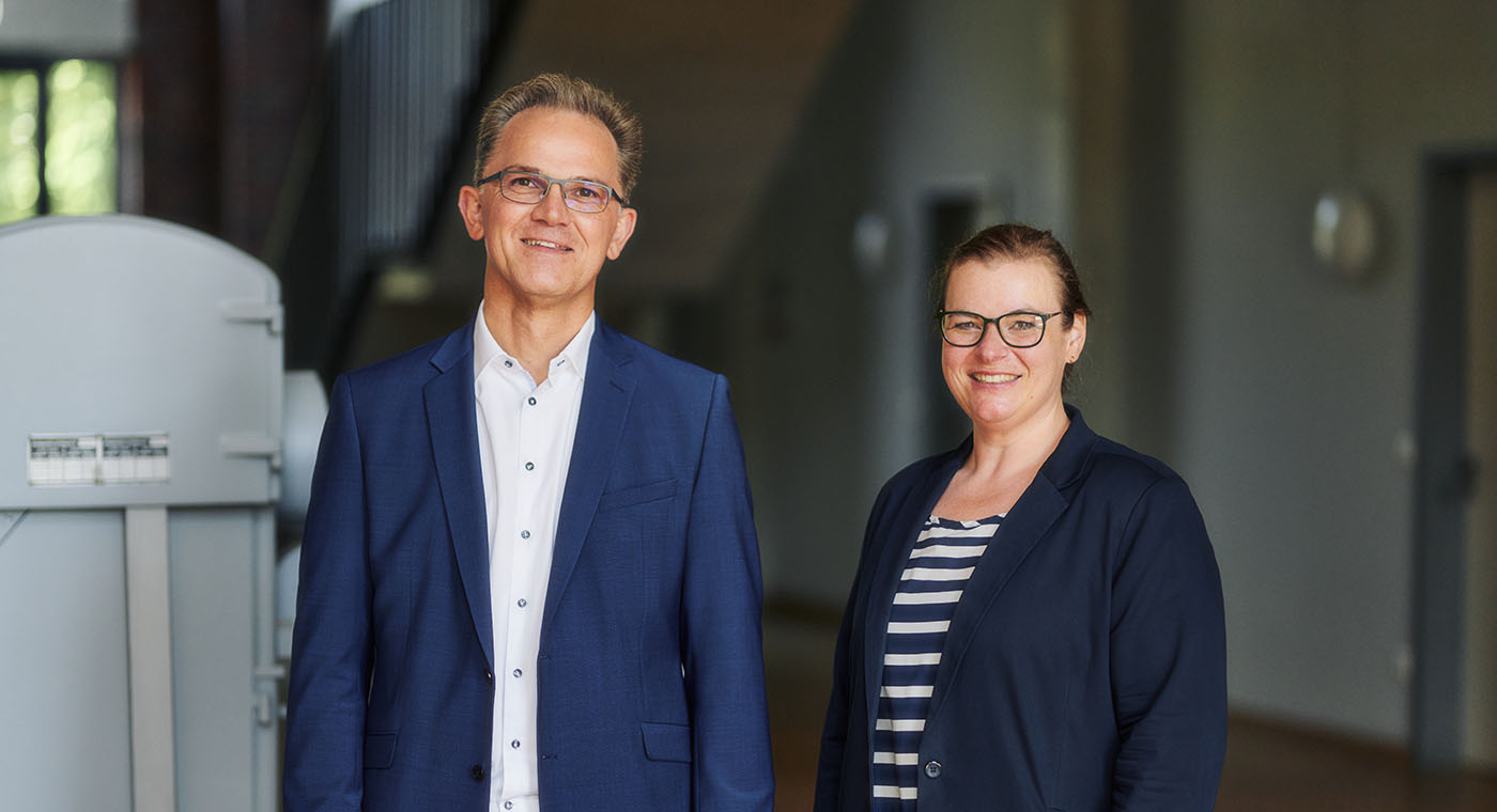 Stefan Kaul, Zentrumsleiter & Vorstandsvorsitzender und Sophia Schmidt-Dahlen, stv. Zentrumsleitern & Prokuristin