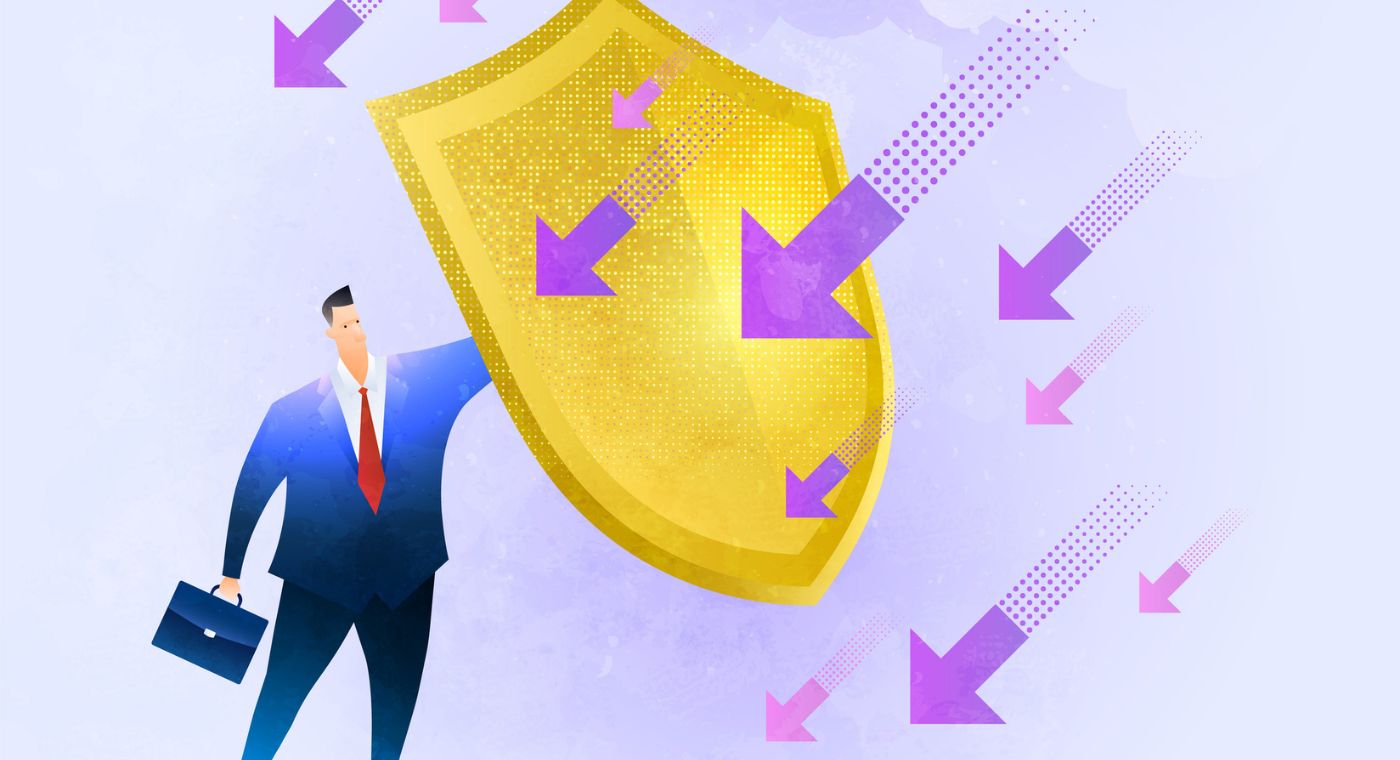 Ein Geschäftsmann hält ein Schild, um sich vor herabfallenden Pfeilen zu schützen.