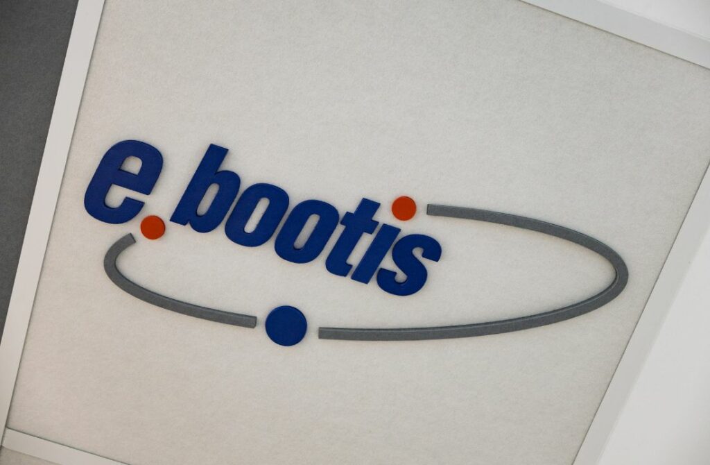 Logo von e.bootis ag